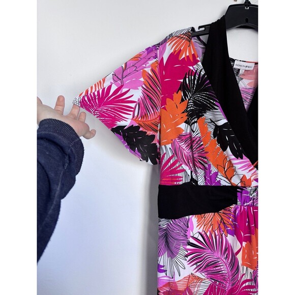 Fashion Bug Pink Purple Tropical Flowy Tie Back Halter Vneck Blouse size 2x - Picture 2 of 7